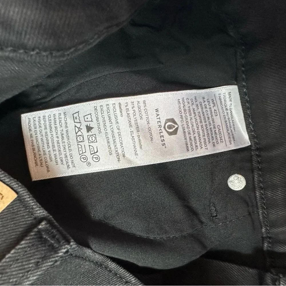 Levi's Black Ripped Skinny Jeans NWOT - Picture 4 of 8